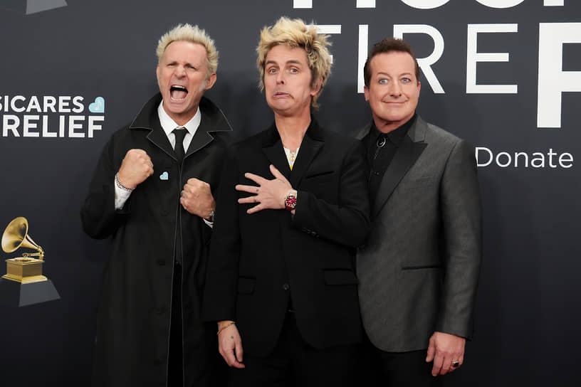 Группа Green Day была номинирована на «Лучший рок-альбом»