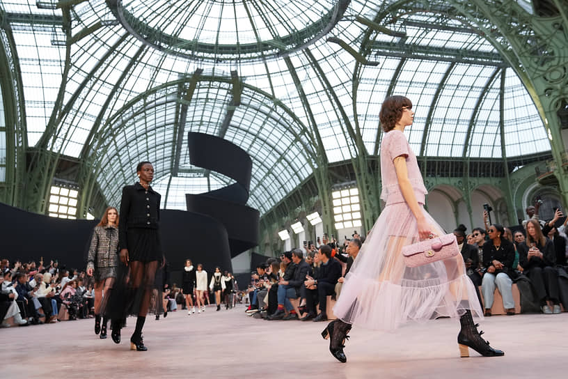 Показ коллекции Chanel