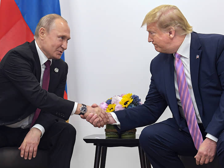 Владимир Путин и Дональд Трамп в 2019 году