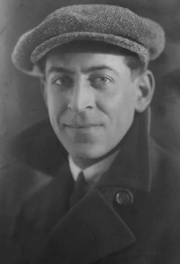 В 1931 году Адольф Розенбергер стал одним из основателей, первых инвесторов и кредиторов Porsche GmbH