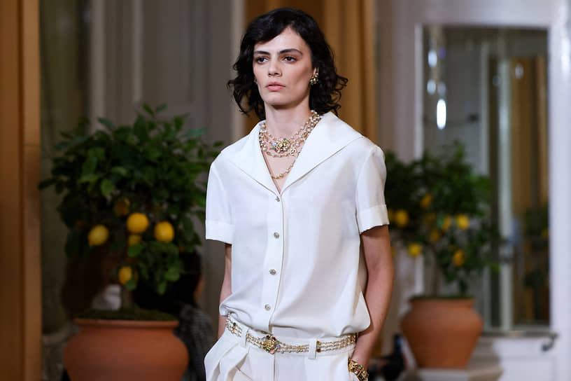 Показ коллекции Cruise 2025/26 Chanel