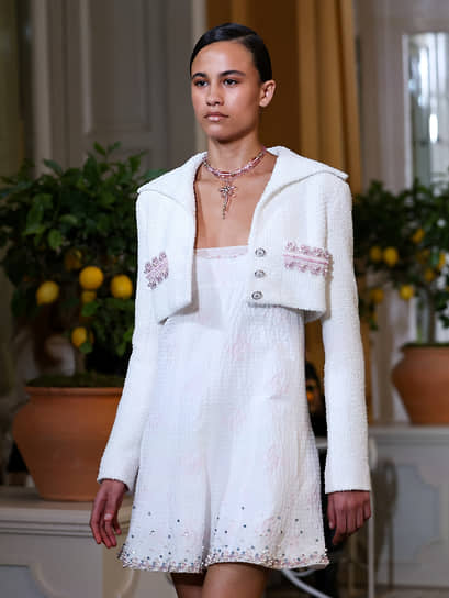 Показ коллекции Cruise 2025/26 Chanel