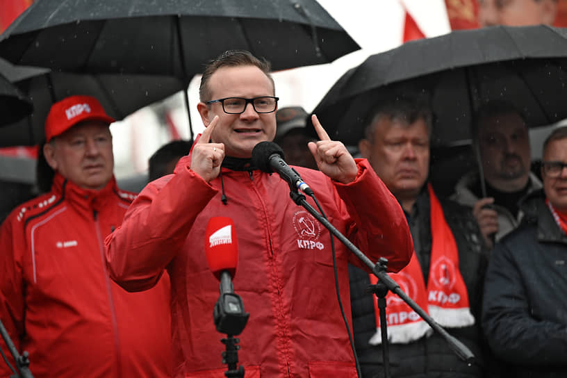 Зампред комитета Госдумы по молодежной политике Владимир Исаков на праздновании 1 мая