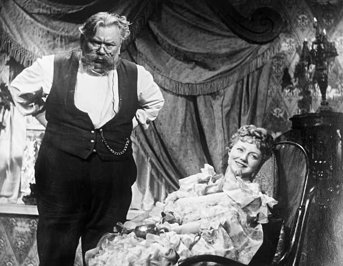С актером Михаилом Яншиным в фильме «Месть», 1960 год