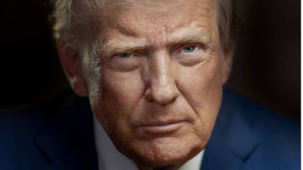 Белый дом заменил официальный портрет Дональда Трампа