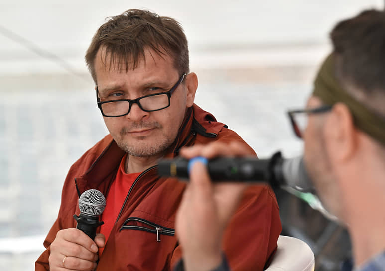 Писатель Алексей Сальников на презентации своей книги «Заметает»