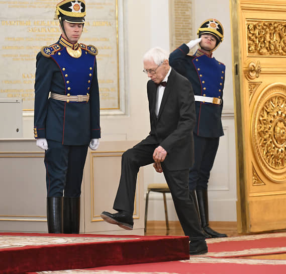 Композитор Александр Зацепин
