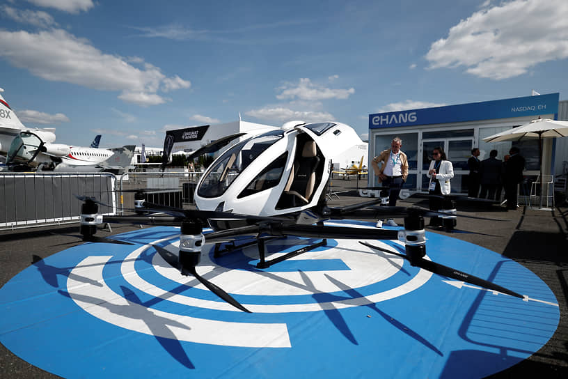Двухместный электрический мультикоптер EH216-S компании EHang
