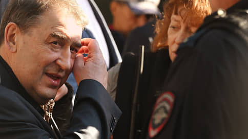 Гражданская инициатива наказуема // Верховный суд ликвидировал партию за неучастие в выборах