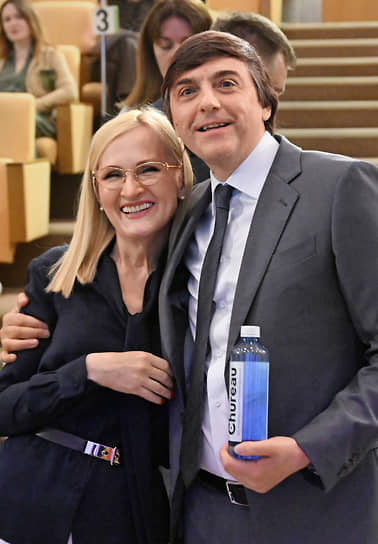 Министр просвещения РФ Сергей Кравцов и заместитель председателя Госдумы Ирина Яровая