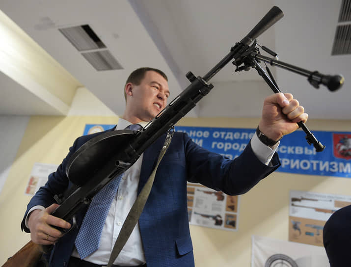 На турнире по стрельбе среди команд Госдумы, Совфеда, АП и правительства Москвы, 2018 год