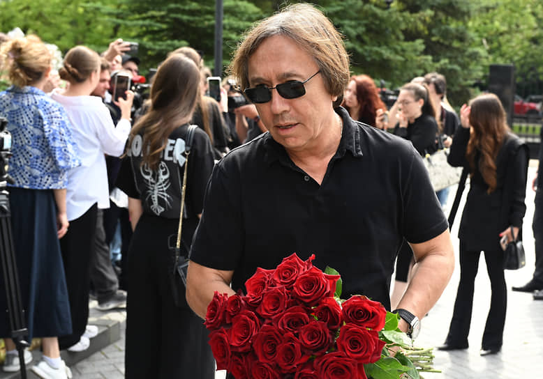 Режиссер Ренат Давлетьяров