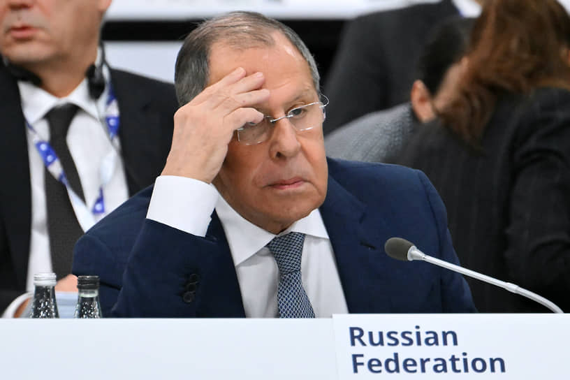 Министр иностранных дел России Сергей Лавров во время пленарного заседания 31-го министерского саммита ОБСЕ, Та-Кали, Мальта, 5 декабря 2024 года