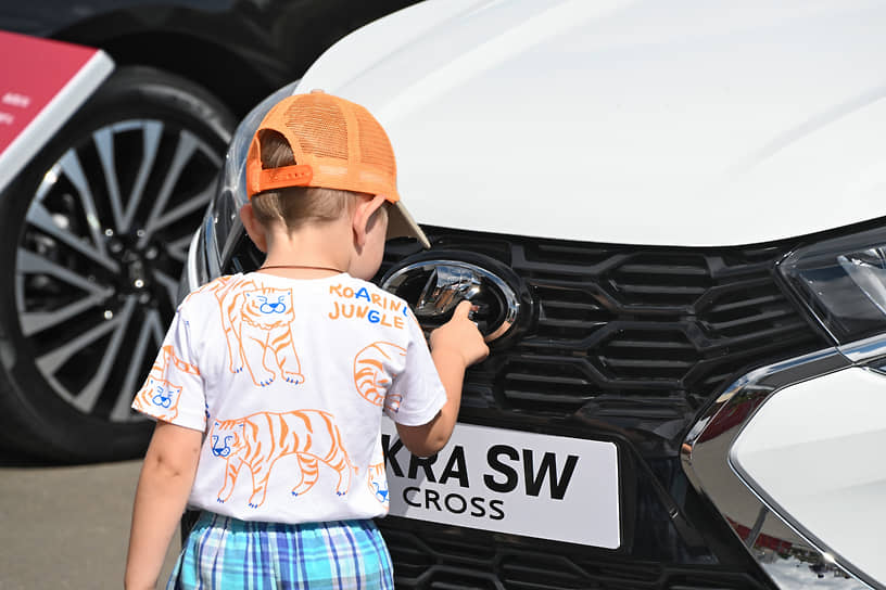 Автомобиль Lada Iskra 
