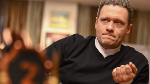 Губернатор Филимонов предложил открывать кафе вместо магазинов «Красное & Белое»