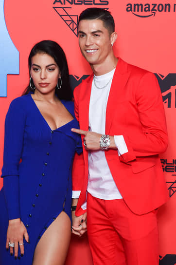 Пара на музыкальной премии MTV в Севилье, 2019 год