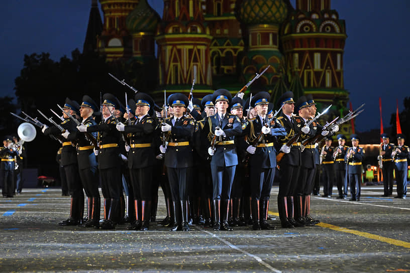 Военнослужащие роты почетного караула Президентского полка России
