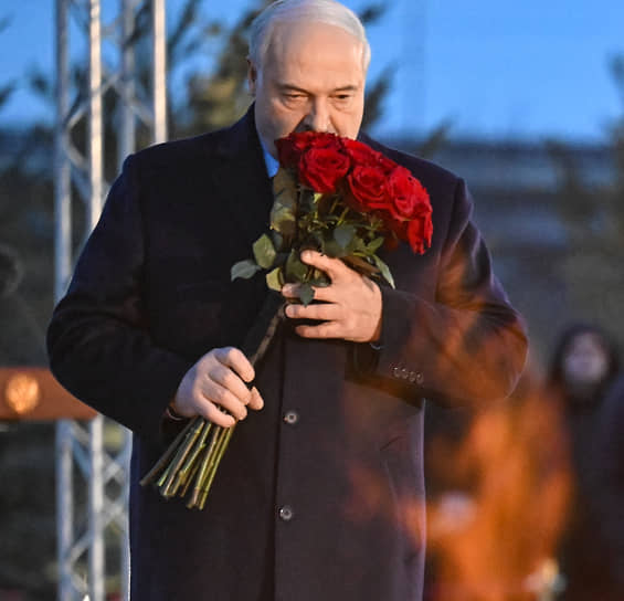 На церемонии открытия мемориала «В память о мирных жителях СССР — жертвах нацистского геноцида в годы Великой Отечественной войны» в Ленинградской области, 2024 год