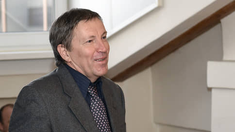 На языке воспоминаний // Как кинообозреватель Ъ Андрей Плахов проживает историю кино