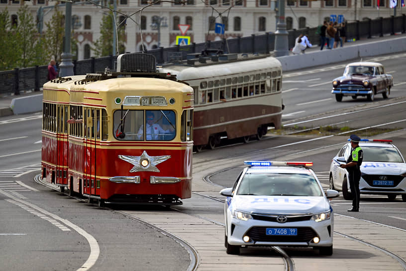 Всего в параде участвовали 15 ретротрамваев