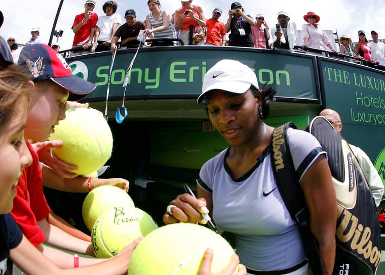 На первую строчку рейтинга WTA Серена Уильямс вернулась только в 2008 году. Спортсменка установила своеобразный «рекорд» — перерыв в ее лидерстве достиг пяти лет и одного месяца, что стало самым большим периодом между выходом спортсмена на первую строчку как среди женщин, так и среди мужчин. Однако ее лидерство продлилось всего четыре недели, сезон теннисистка закончила пятой