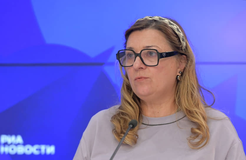 Анжела Должикова