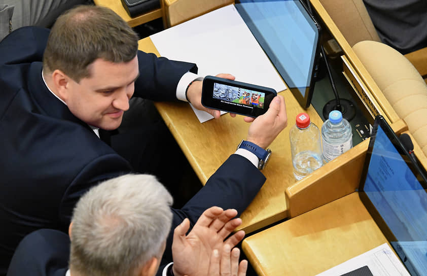 Первый зампред комитета по развитию гражданского общества, вопросам общественных и религиозных объединений Артем Бичаев