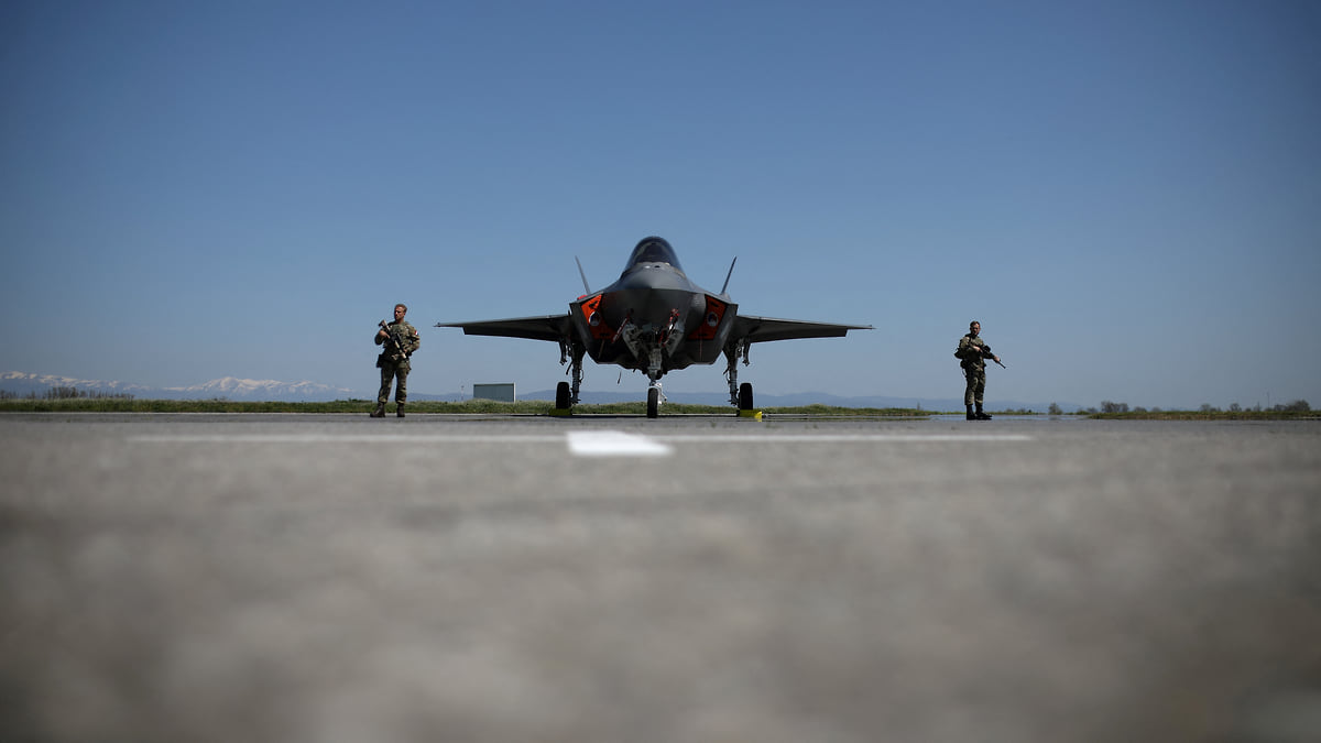 Истребителям F-35 еще далеко лететь до Анкары