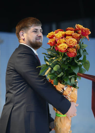 Рамзан Кадыров на инаугурации в своей резиденции в Гудермесе, 2007 год