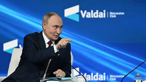 Валдайству храбрых поем мы песню // Члены клуба удерживали Владимира Путина своими вопросами почти четыре часа