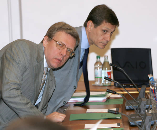 С зампредом правительства РФ Александром Жуковым, 2004 год