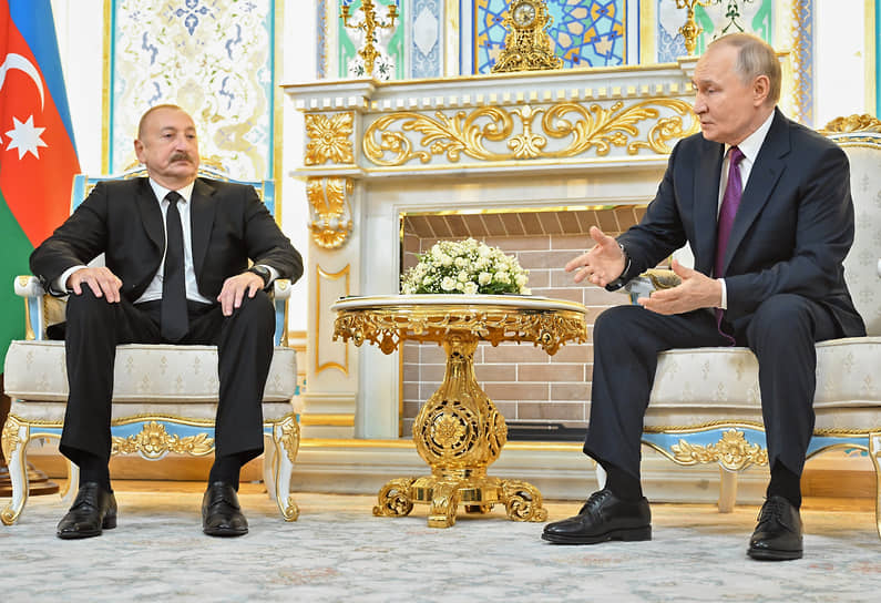 Президент Владимир Путин и азербайджанский лидер Ильхам Алиев 