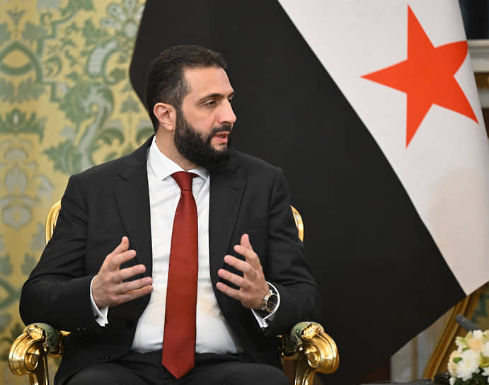 «Мы прилагаем усилия для развития наших политических целей и понимаем, что, как уже отметил, нас связывает историческая связь, и у России будет серьезная роль в этом процессе»,— сказал Ахмед аш-Шараа во время переговоров