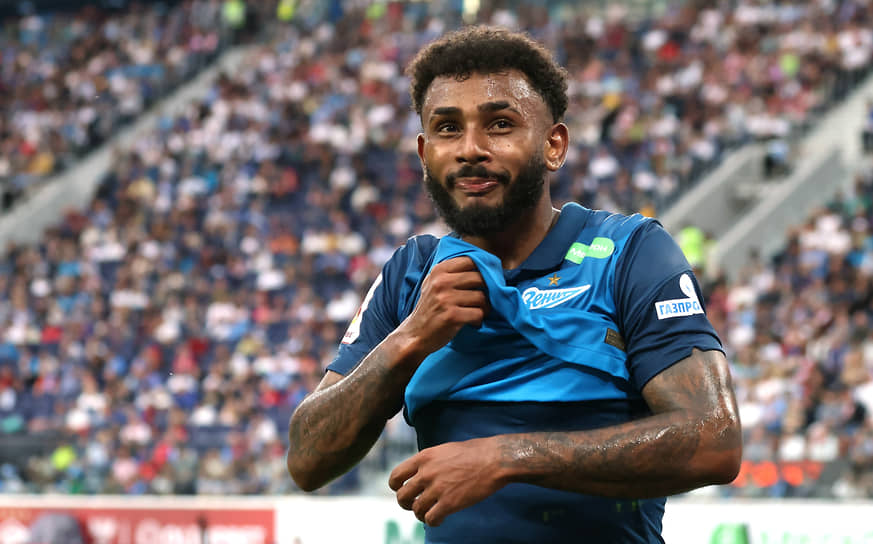 4.  Вендел (Бразилия). Полузащитник выступает за «Зенит». Текущая рыночная стоимость игрока — €18 млн