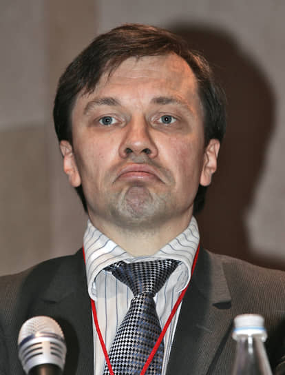 Замглавы АСВ Андрей Мельников во время заседания IV международного форума по управлению рисками, 2006 год