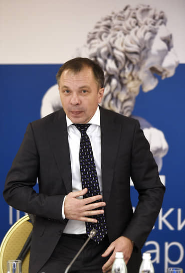 Замглавы АСВ Андрей Мельников на заседании программного комитета III Ялтинского международного экономического форума, 2017 год 