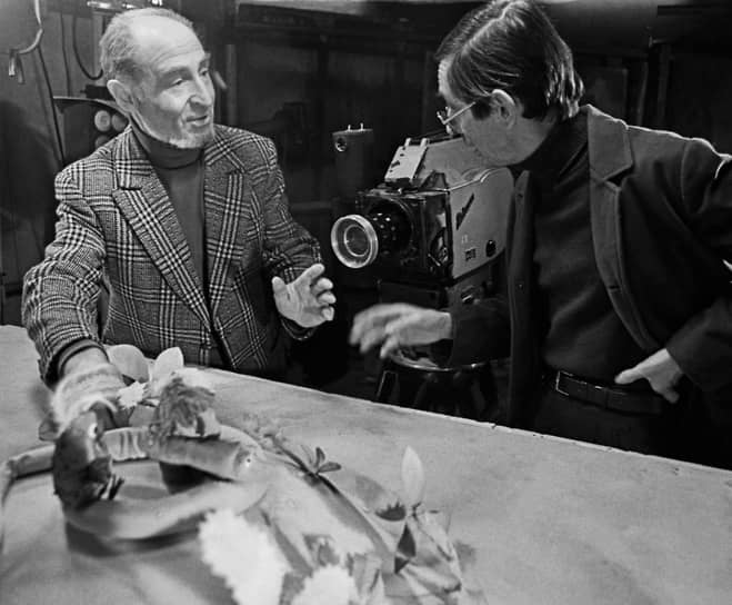 Леонид Шварцман работал над созданием множества  мультфильмов: «Золотая антилопа» (1954), «Снежная королева» (1957), «Варежка» (1967), «Котенок по имени Гав» (1976), «38 попугаев» (1976)