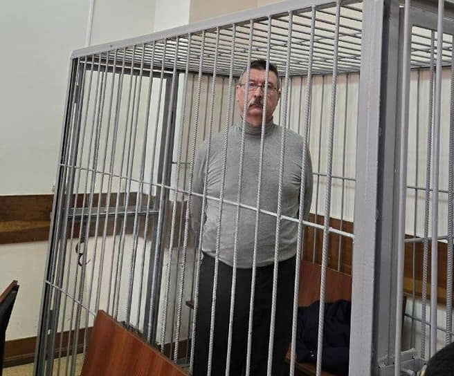 Экс-начальник управления Госстройнадзора при Минобороны Юрий Кожевников в зале суда