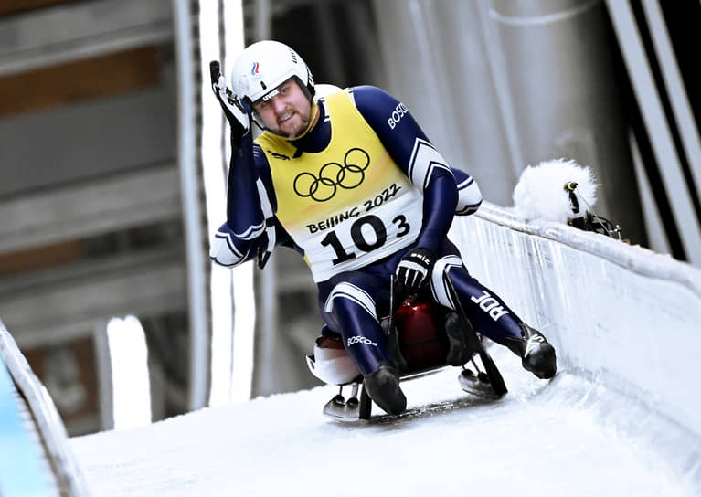 Спортсмены Владислав Антонов и Александр Денисьев на Олимпиаде в Пекине в 2022 году
