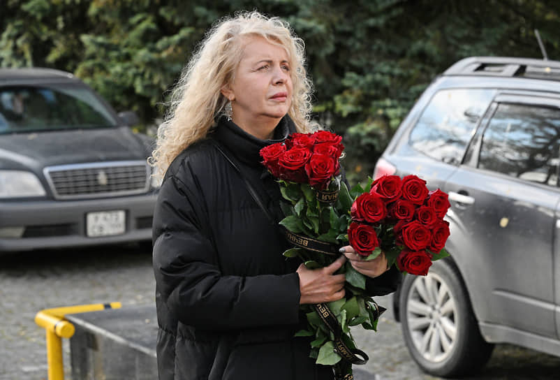 Актриса Юлия Богатикова