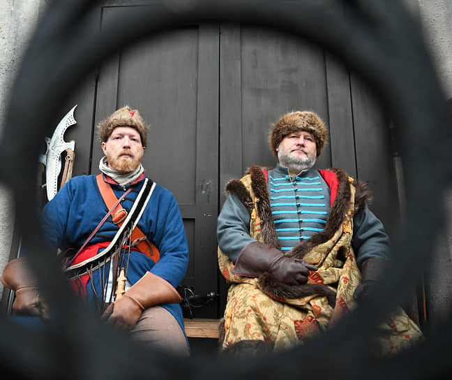 Участники исторической реконструкции Смутного времени на территории кинопарка «Москино» 