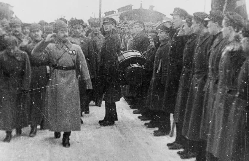 Михаил Фрунзе в документальном фильме «Незабываемые годы»