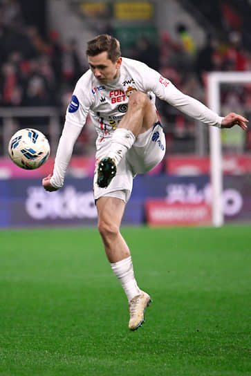 Момент матча между столичными командами «Спартак» и ЦСКА