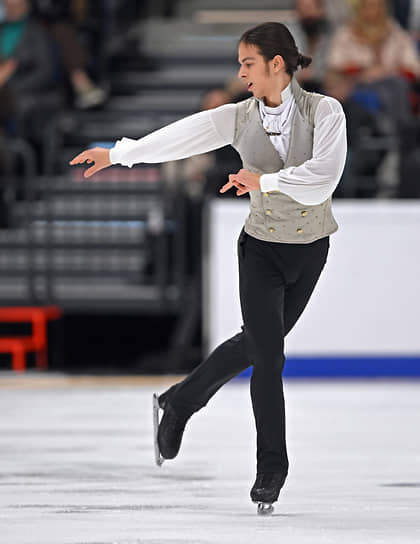 Фигурист Петр Гуменник