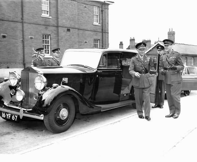 Фельдмаршал Монтгомери вел спартанский образ жизни, но, вероятно, считал, что Rolls-Royce — не роскошь, а средство передвижения