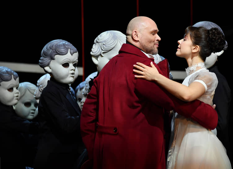 С актрисой Моряной Анттонен-Шестаковой на пресс-показе спектакля «Арбенин. Маскарад без слов», 2022 год