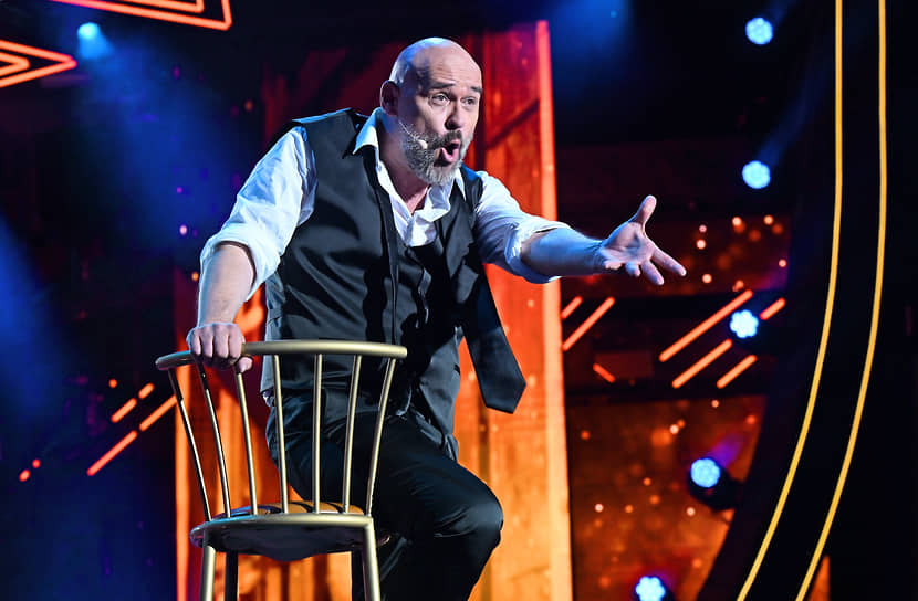 Максим Аверин выступает на фестивале искусств «Славянский базар» в Витебске, 2025 год