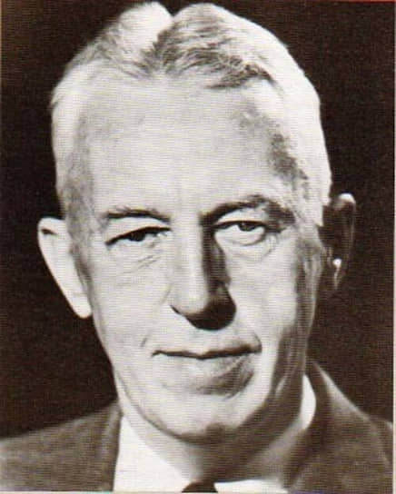 Билл Уилсон в 1935 году стал сооснователем в США движения «Анонимные алкоголики»