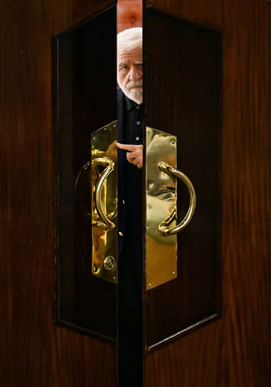 Депутат Зелимхан Муцоев на пленарном заседании Госдумы 