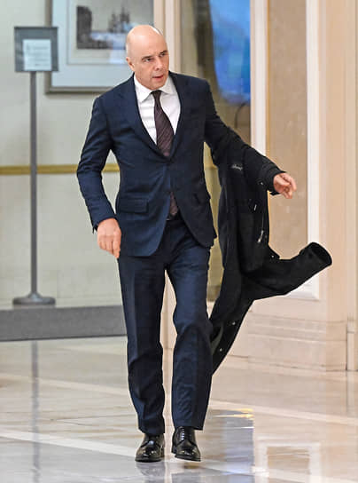 Министр финансов РФ Антон Силуанов перед заседанием Совета федерации 